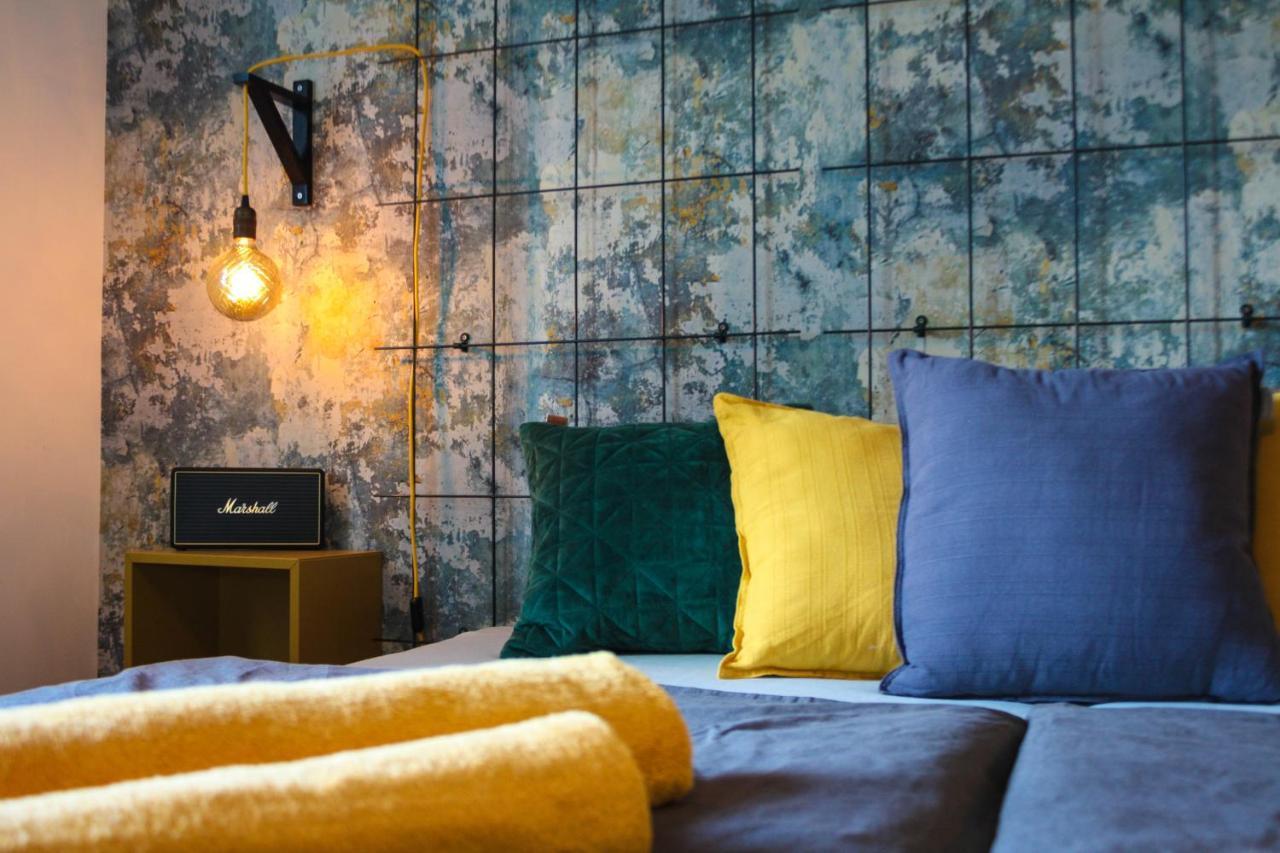 #Industryellow Карлсруе Екстер'єр фото